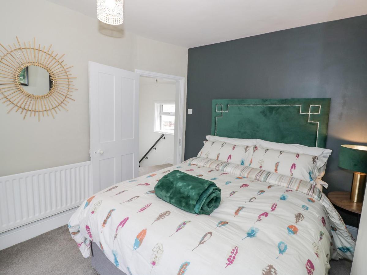 Dobbies Den Villa Бюдли Екстериор снимка